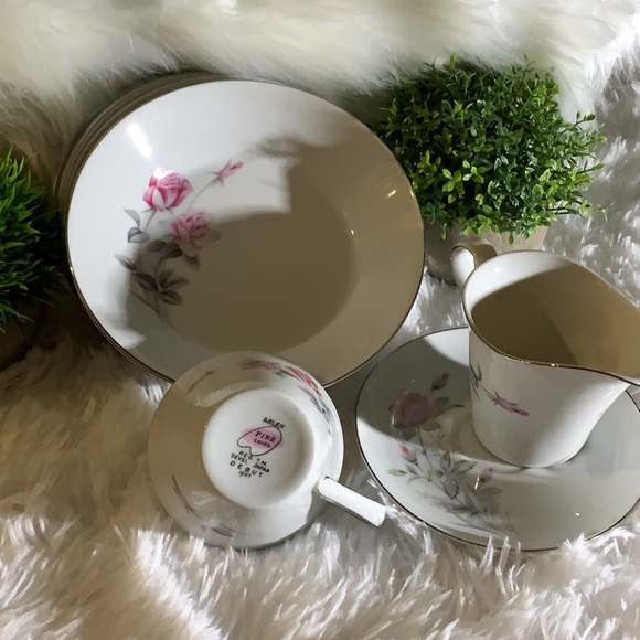 🌹Seyei Fine China 1607 Pattern 37 Pc Set pictured - Picture 4 of 7